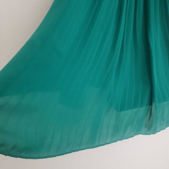Chico's Top Large Green Flowy Pleated Classic Office Essential Basic Work - Picture 10 of 12